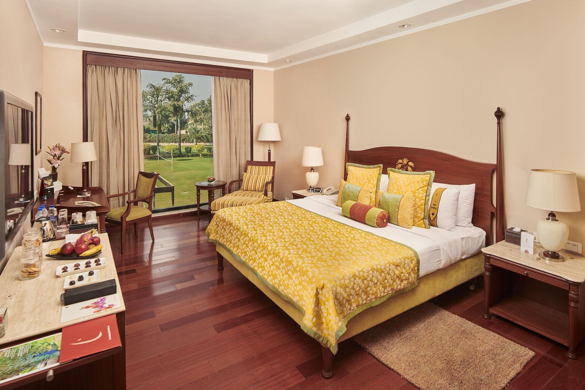 The Lalit Temple View Hotel Khajurāho Eksteriør billede