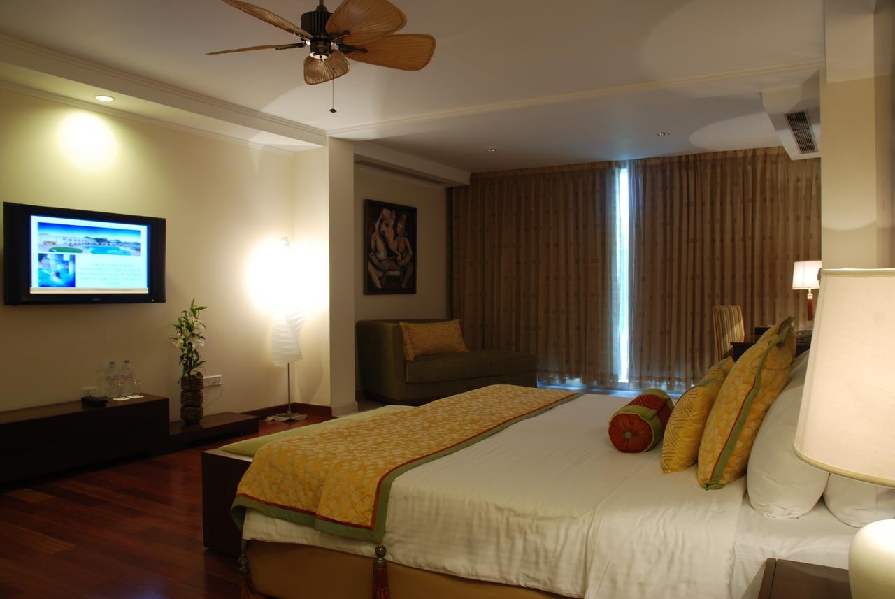 The Lalit Temple View Hotel Khajurāho Eksteriør billede
